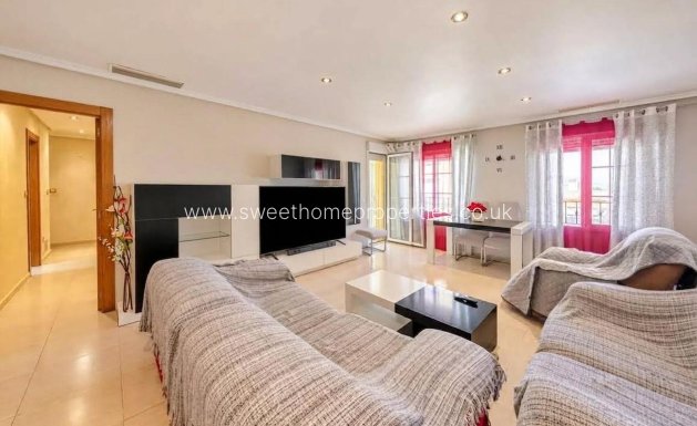 Apartment - Herverkoop - Aspe -
                Tres Hermanas