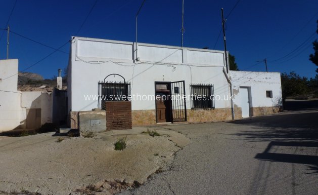 Casa cueva - Reventa - Hondon De Las Nieves -
                La Canalosa