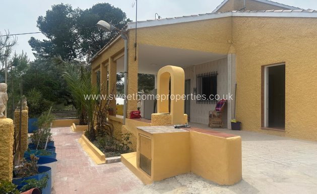 Chalet -  - Hondon De Las Nieves -
                BAYON