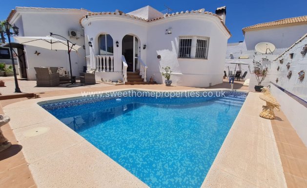 Chalet - Reventa - Orihuela Costa -
                Playa Flamenca