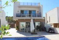Chalet - Reventa -
                San Miguel de Salinas - AT-99711