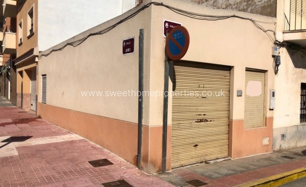 Commercial -  - Aspe -
                La coca