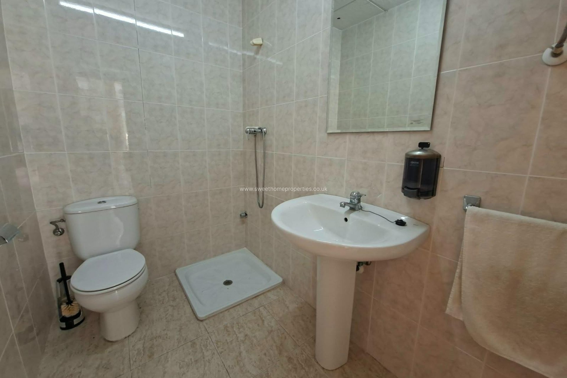  - Commercial - Elda - Campo Alto
