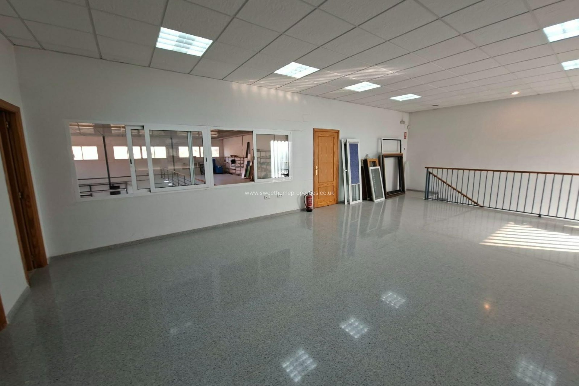  - Commercial - Elda - Campo Alto