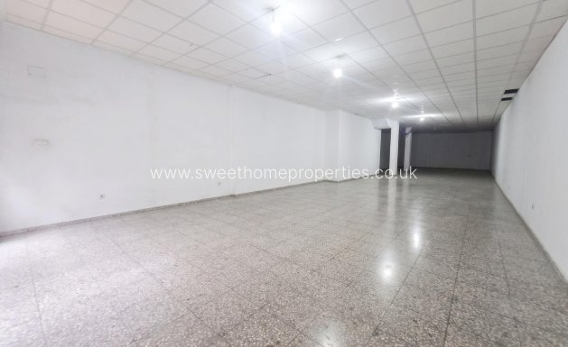 Commercial - Resale - Aspe -
                La Serranica - Sagrado Corazón