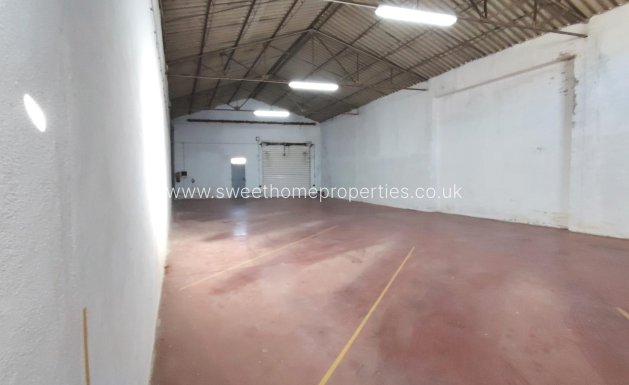 Commercial - Resale - Hondon De Las Nieves -
                Pueblo 6