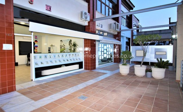 Commercial - Resale - Villamartin -
                Villamartin