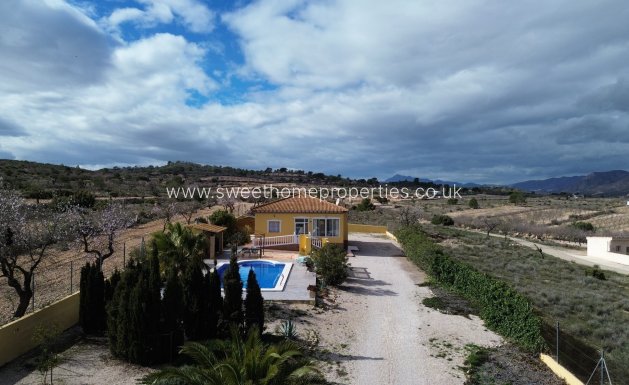 Country house - Herverkoop - Hondon De Los Frailes -
                Hondon De Los Frailes