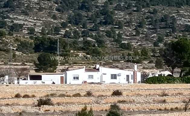 Country house - Resale - Monovar -
                Monovar