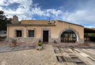 Country house - Resale -
                Sax - ME-17606