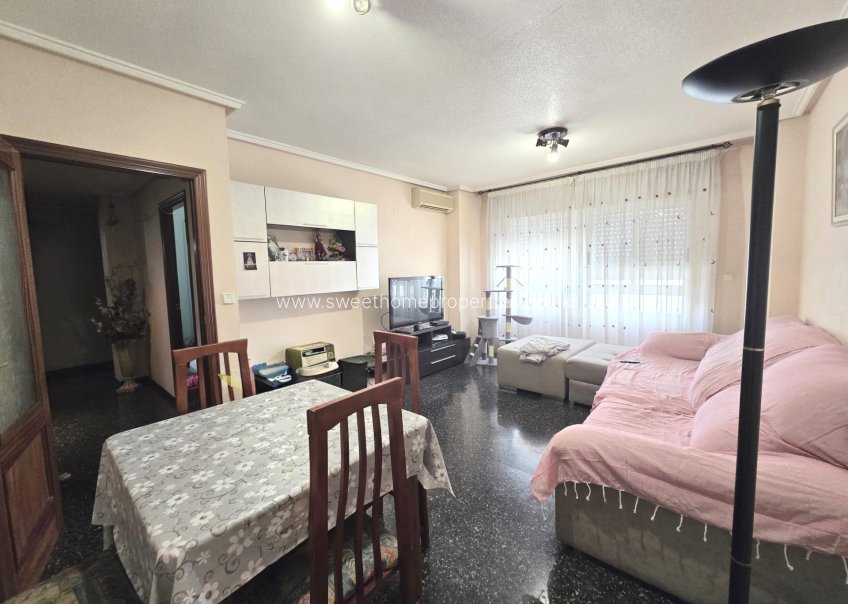 Herverkoop - Apartment - Aspe - La nía