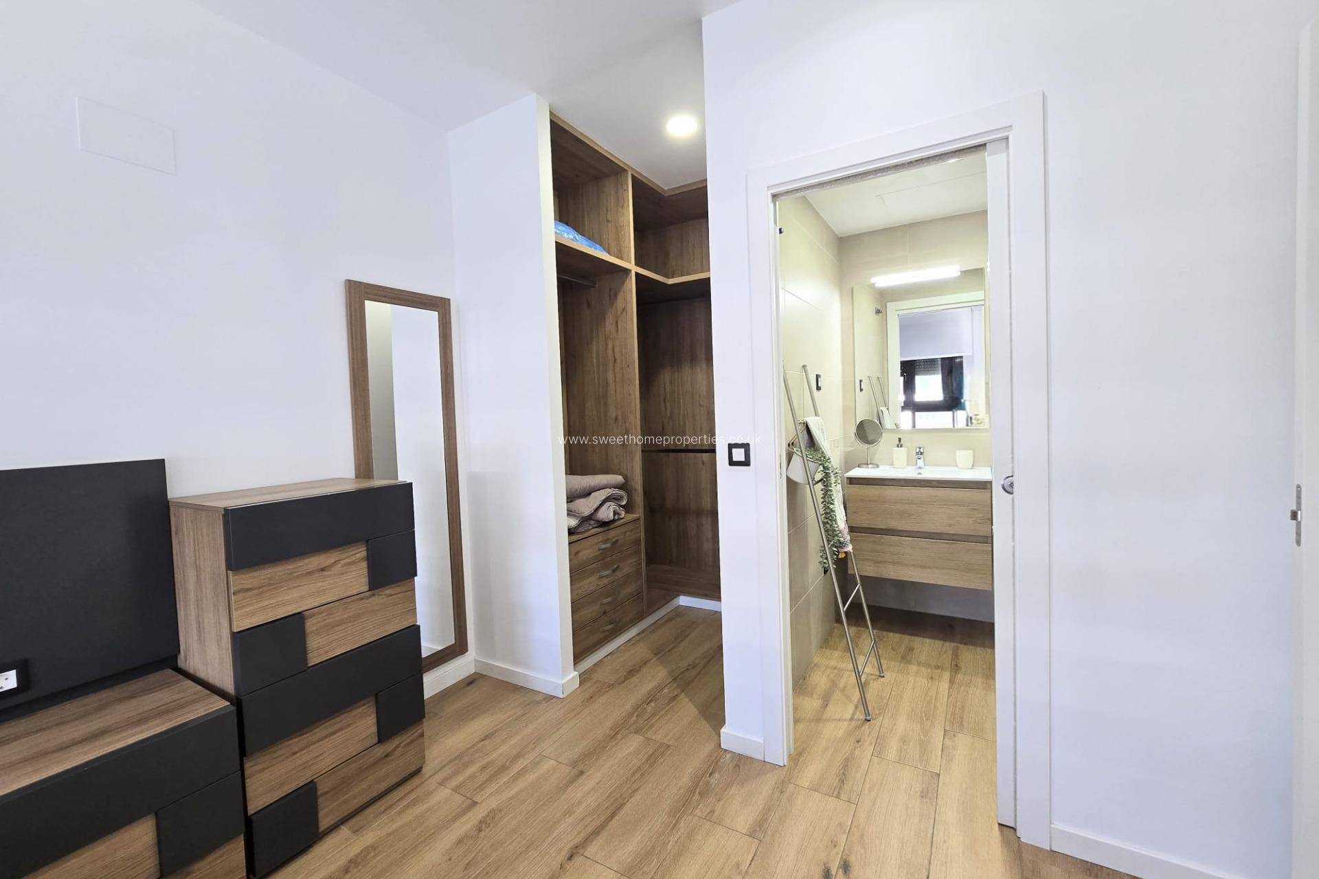 Herverkoop - Apartment - Elche - Huerto de Travalón