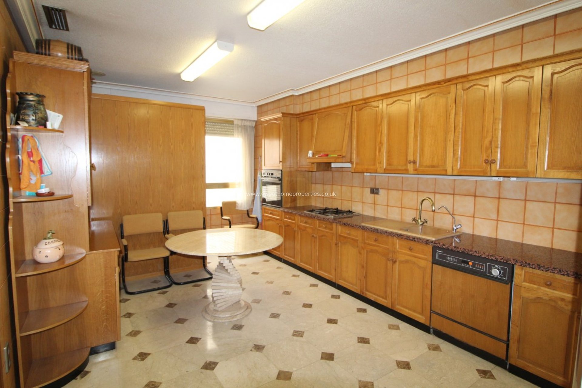 Herverkoop - Apartment - Novelda - CENTRO