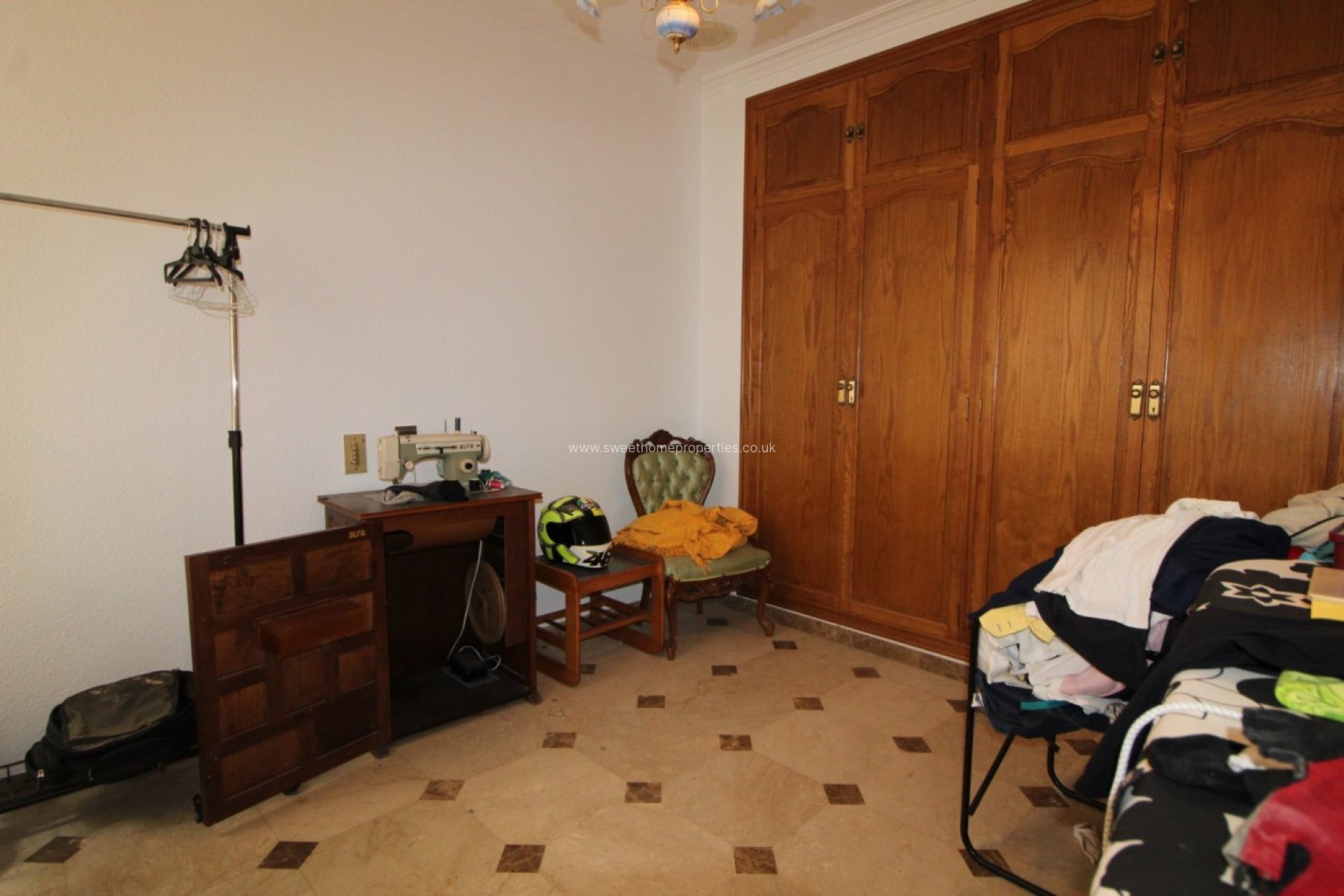 Herverkoop - Apartment - Novelda - CENTRO