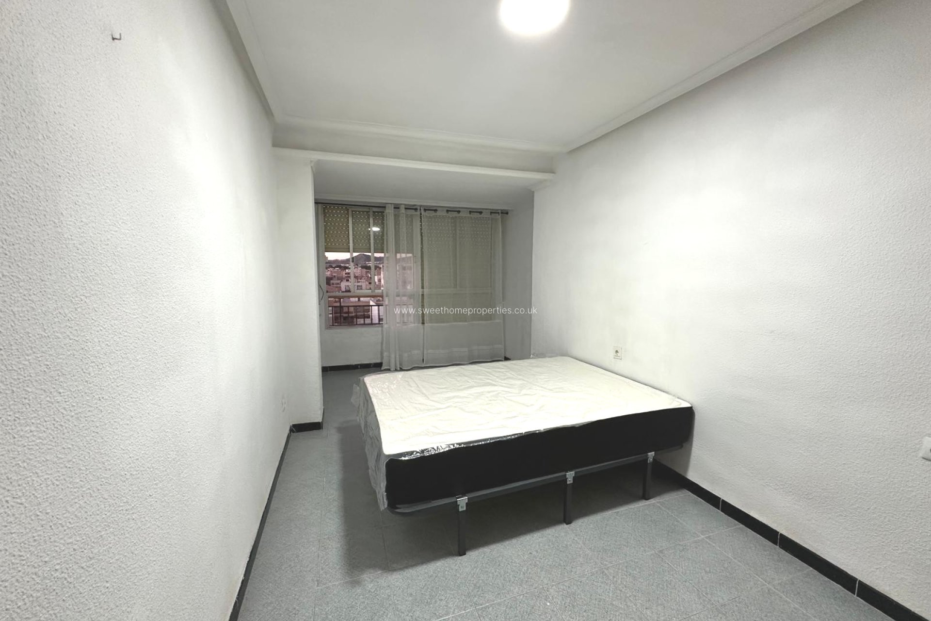 Herverkoop - Apartment - Novelda - Comunidad valenciana