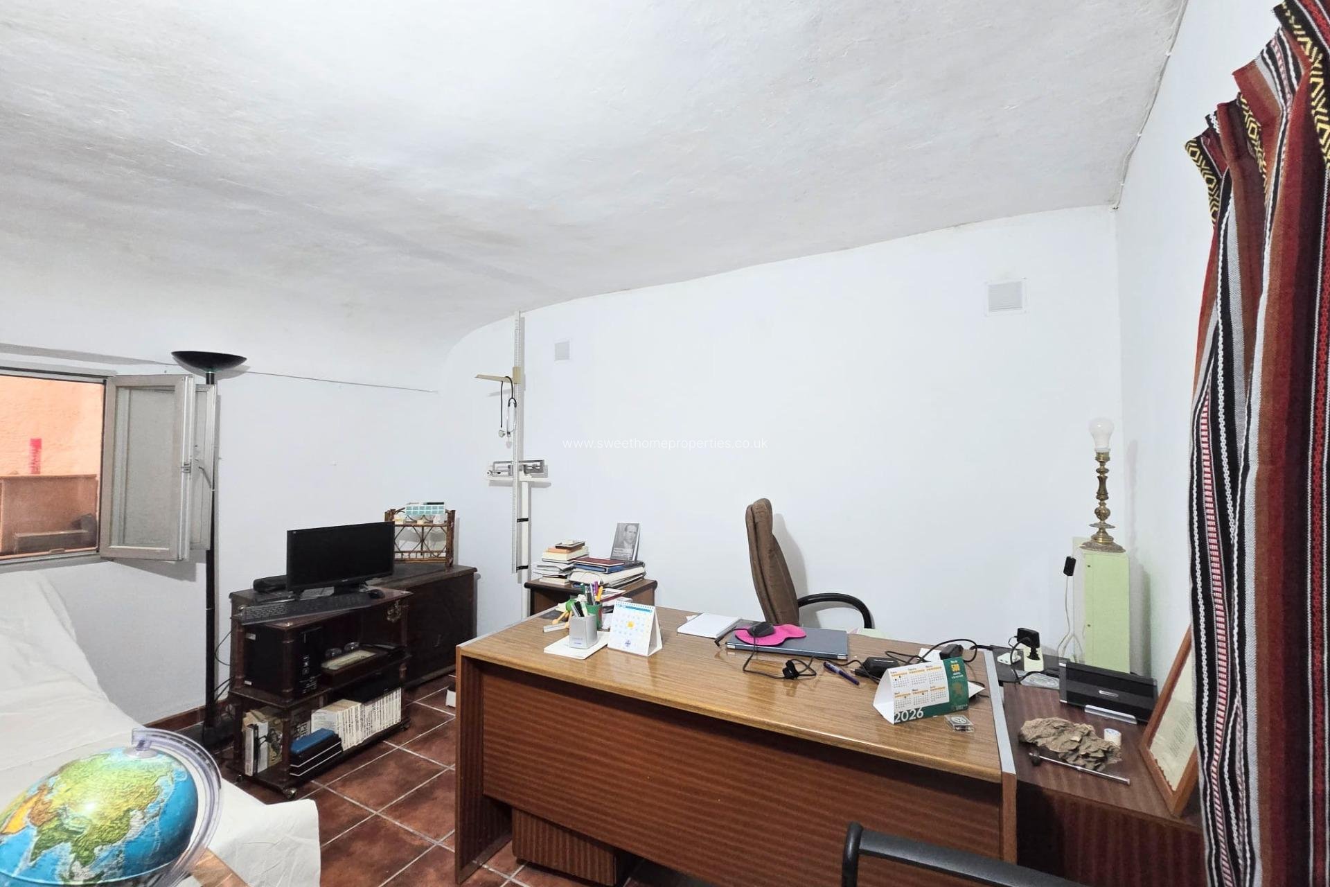 Herverkoop - Cave house - Algueña - Algüeña - La Romana