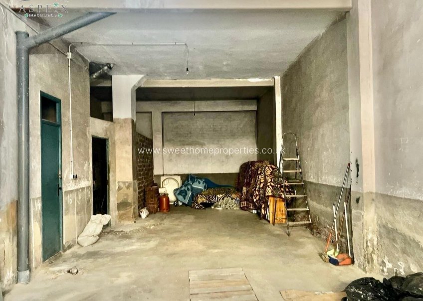 Herverkoop - Commercial - Aspe - La coca