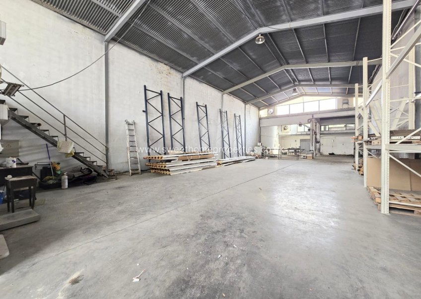 Herverkoop - Commercial - Aspe - Las Fuentes - Los Cipreses