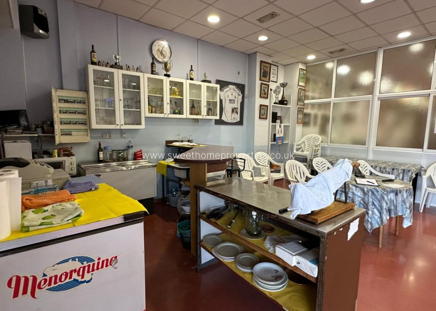 Herverkoop - Commercial - Aspe