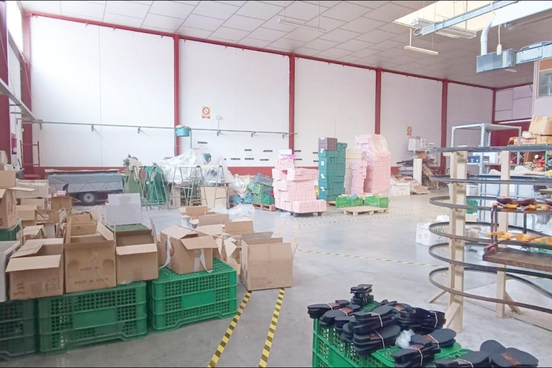 Herverkoop - Commercial - Monovar - Pastoret