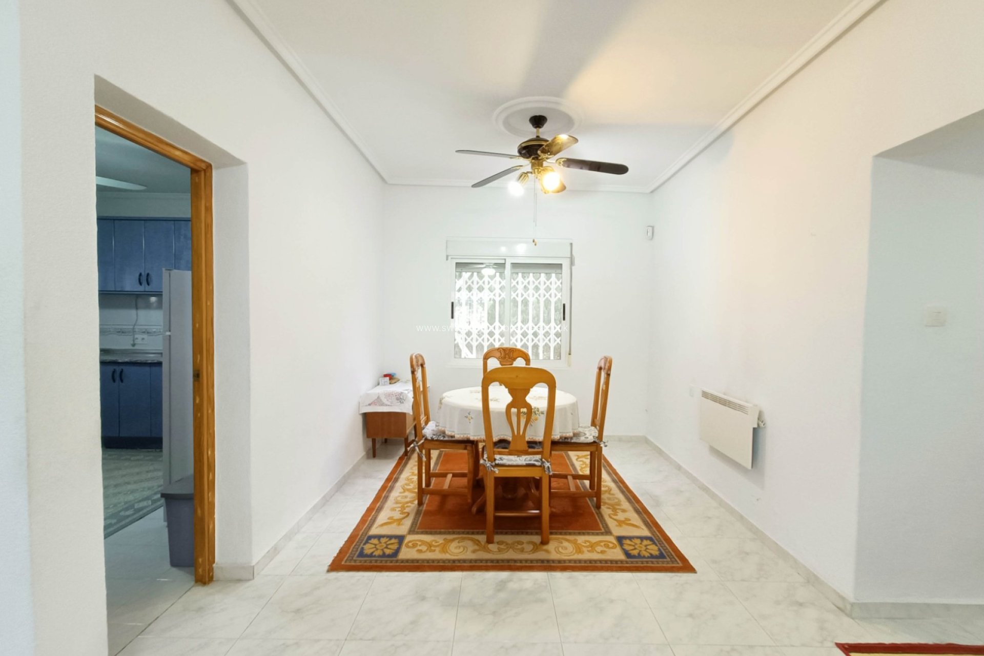 Herverkoop - Country house - Albatera