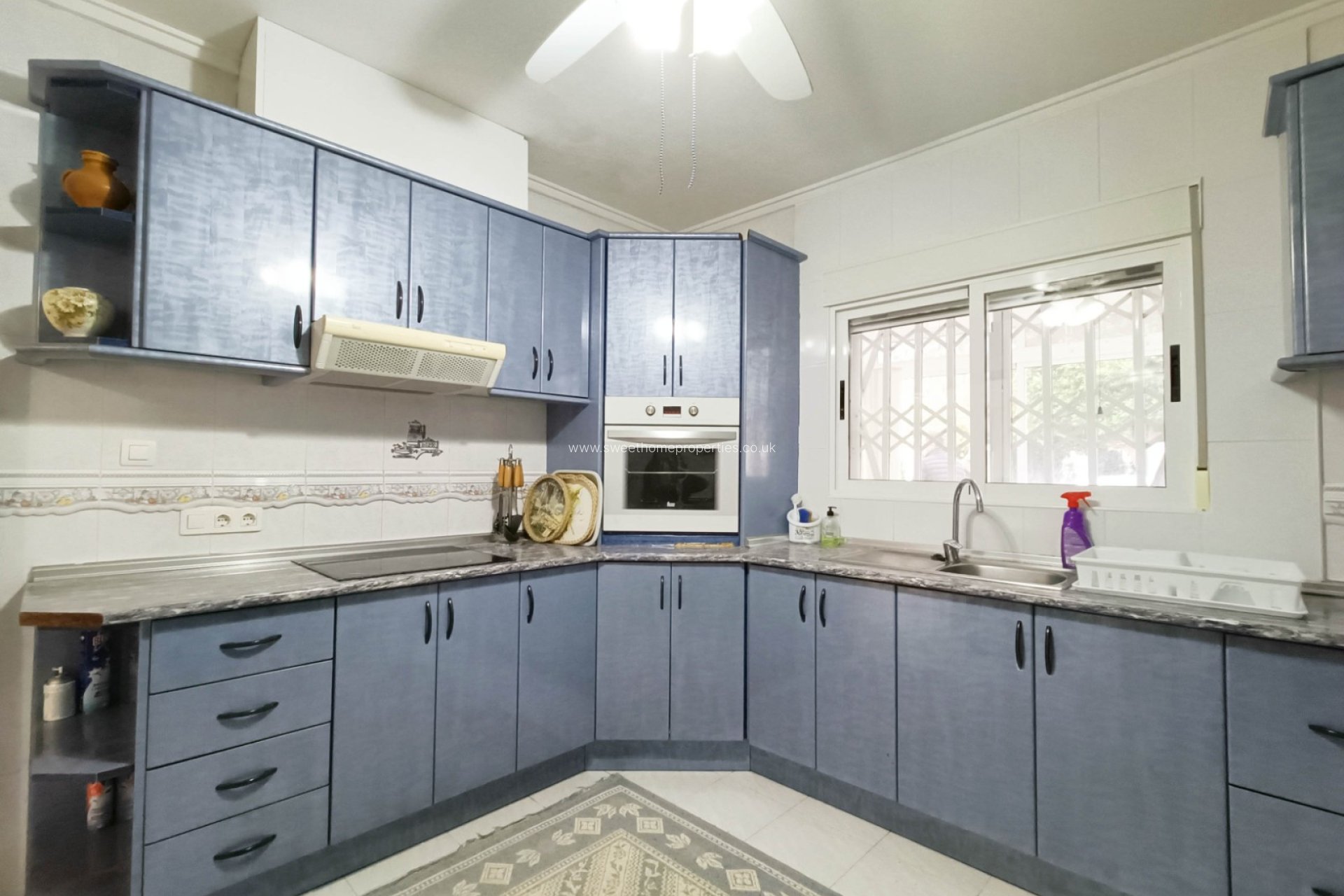 Herverkoop - Country house - Albatera