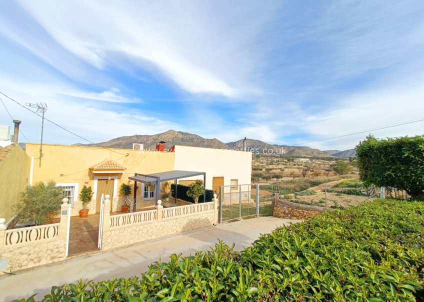 Herverkoop - Country house - Barinas