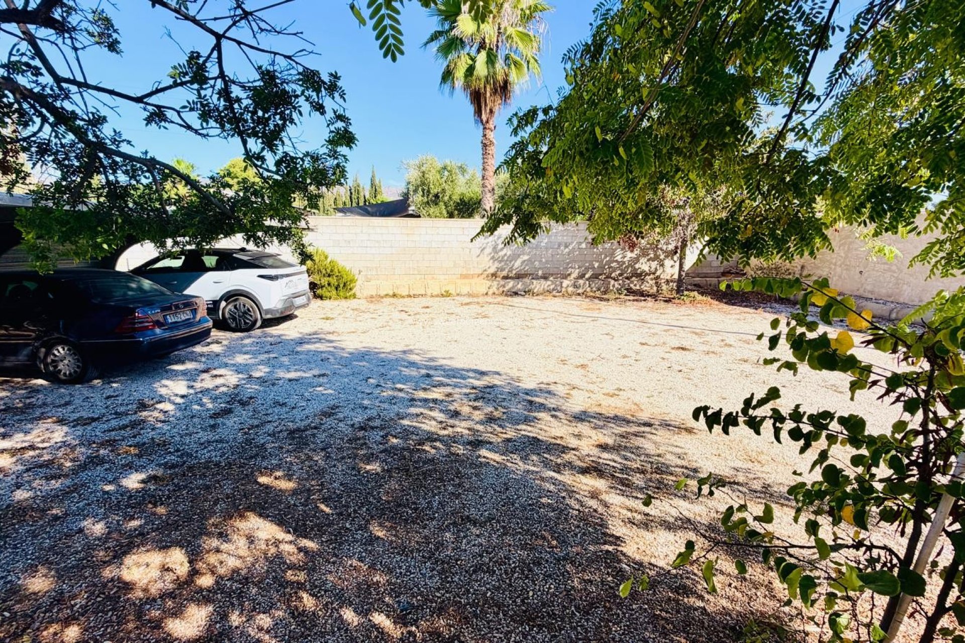 Herverkoop - Country house - Crevillente