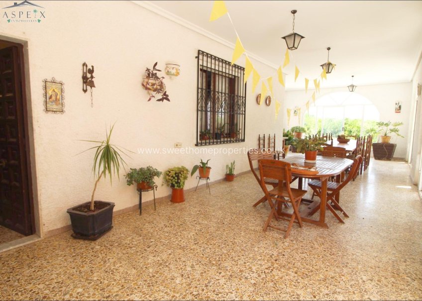 Herverkoop - Country house - Elche