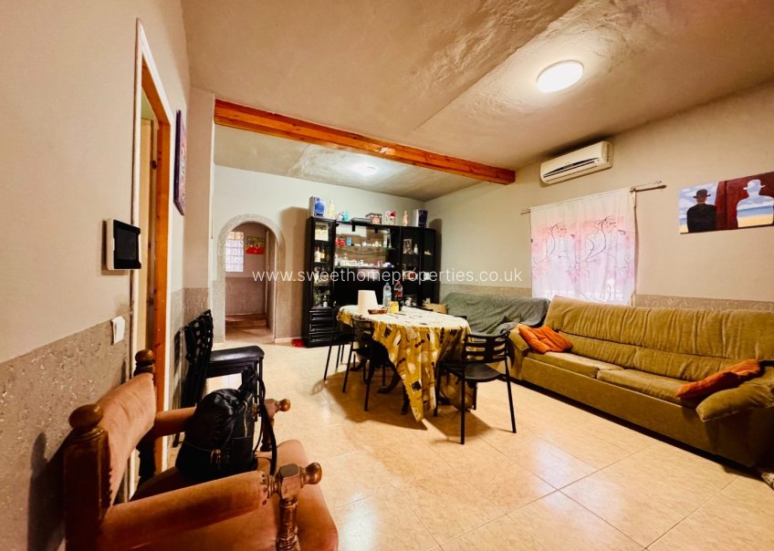 Herverkoop - Country house - La Romana - LA ROMANA