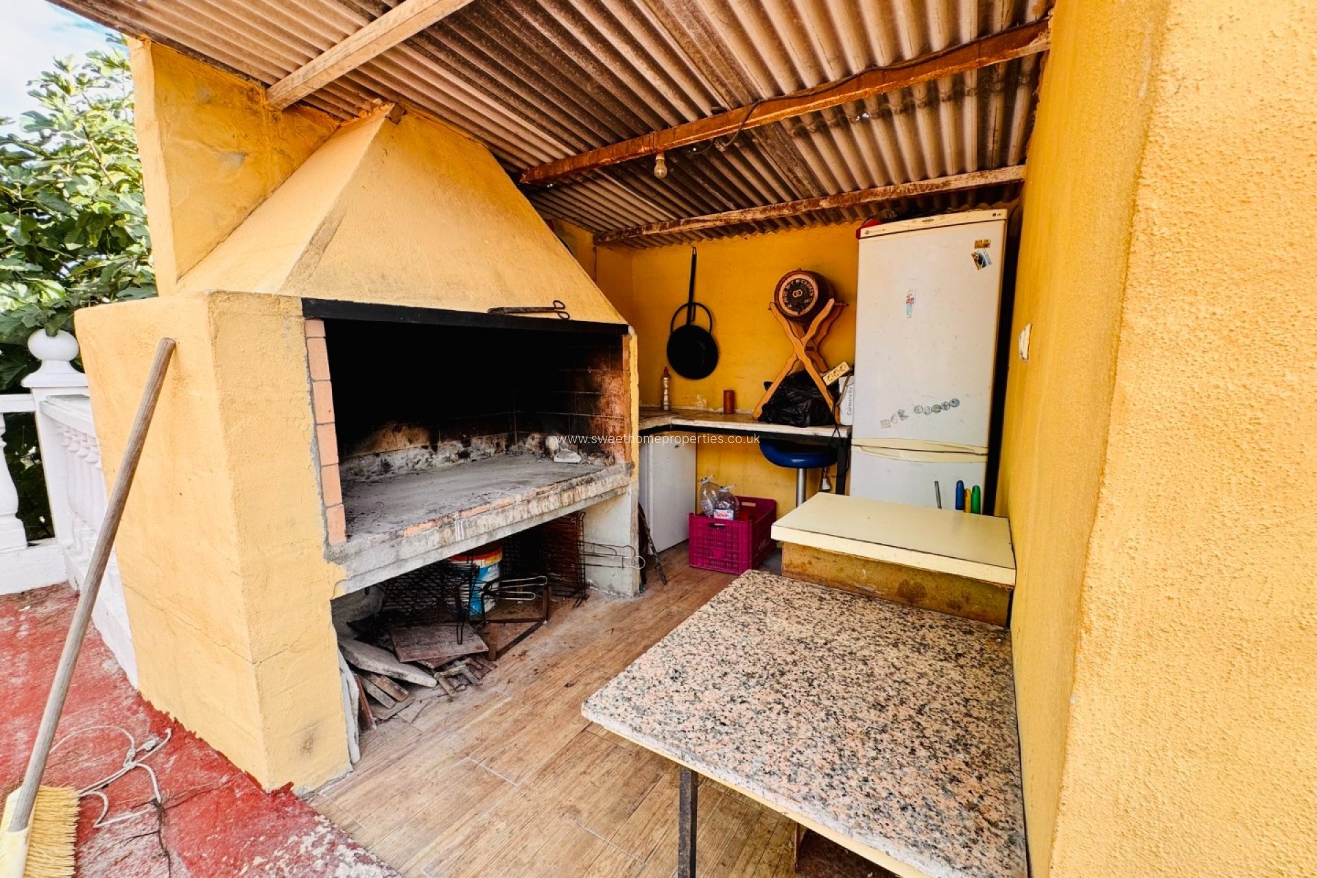 Herverkoop - Country house - La Romana - LA ROMANA