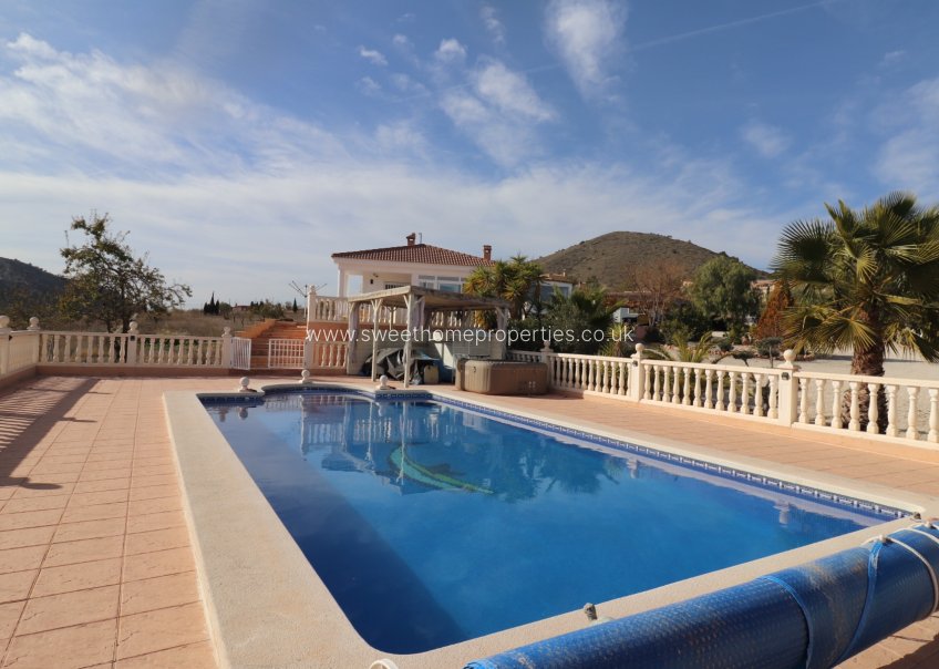 Herverkoop - Country house - La Romana