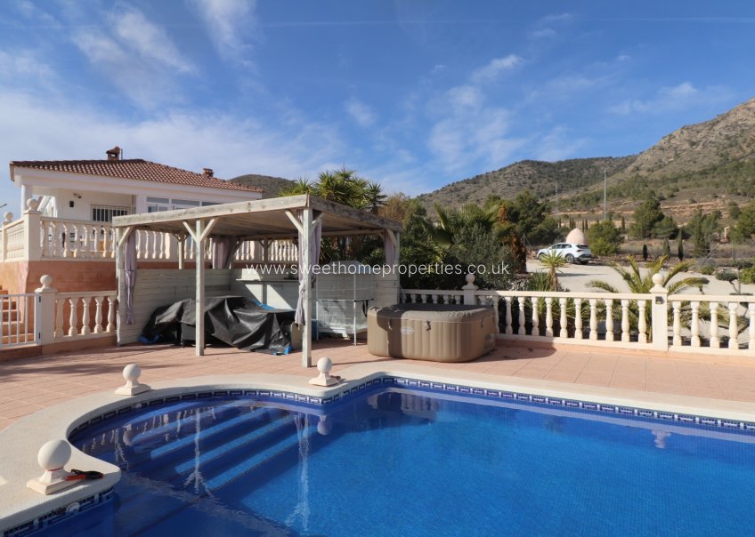 Herverkoop - Country house - La Romana