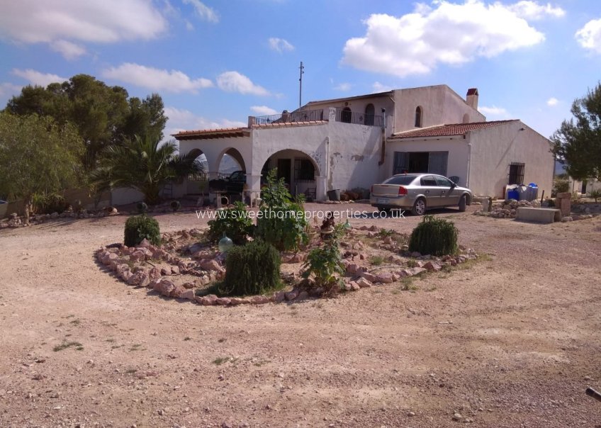 Herverkoop - Country house - Novelda - BETIES