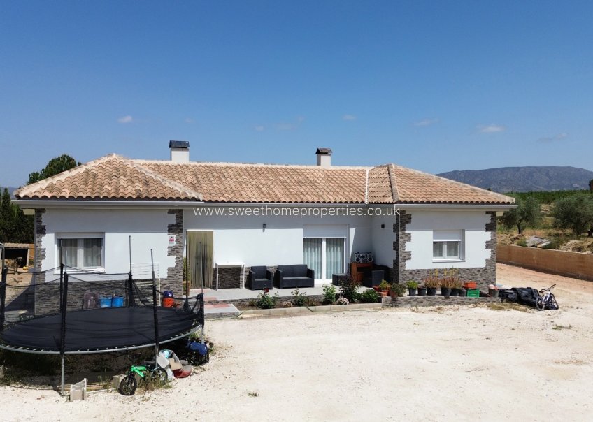 Herverkoop - Country house - Pinoso