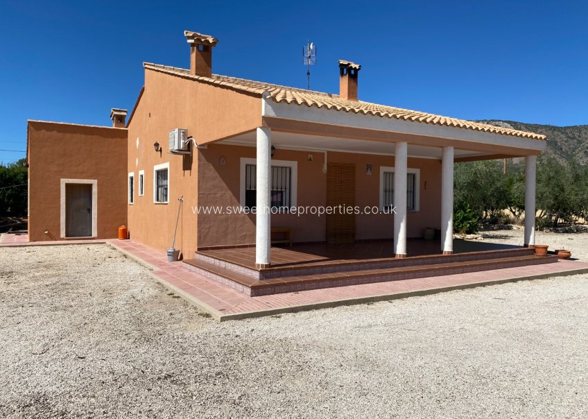 Herverkoop - Country house - Salinas