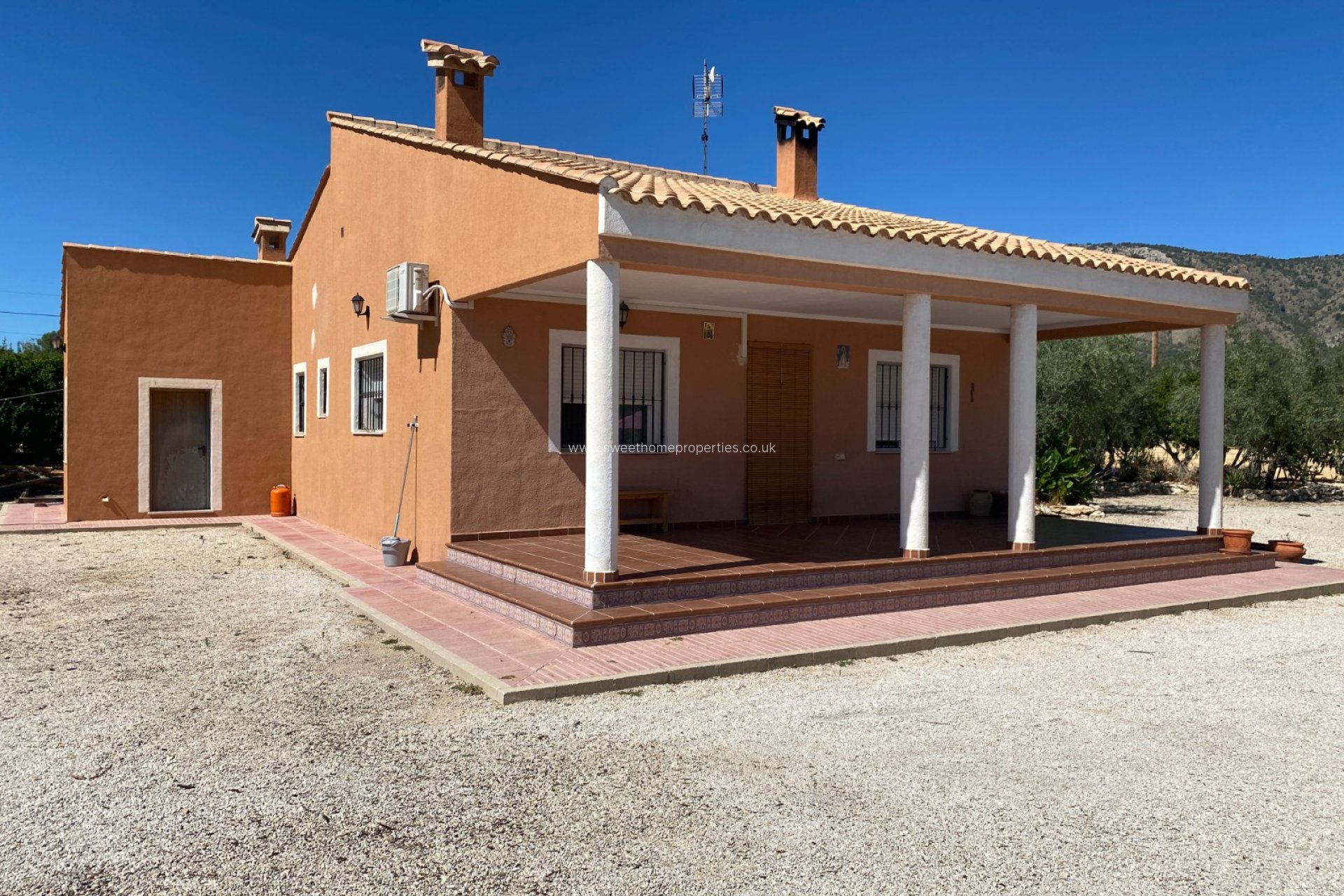 Herverkoop - Country house - Salinas