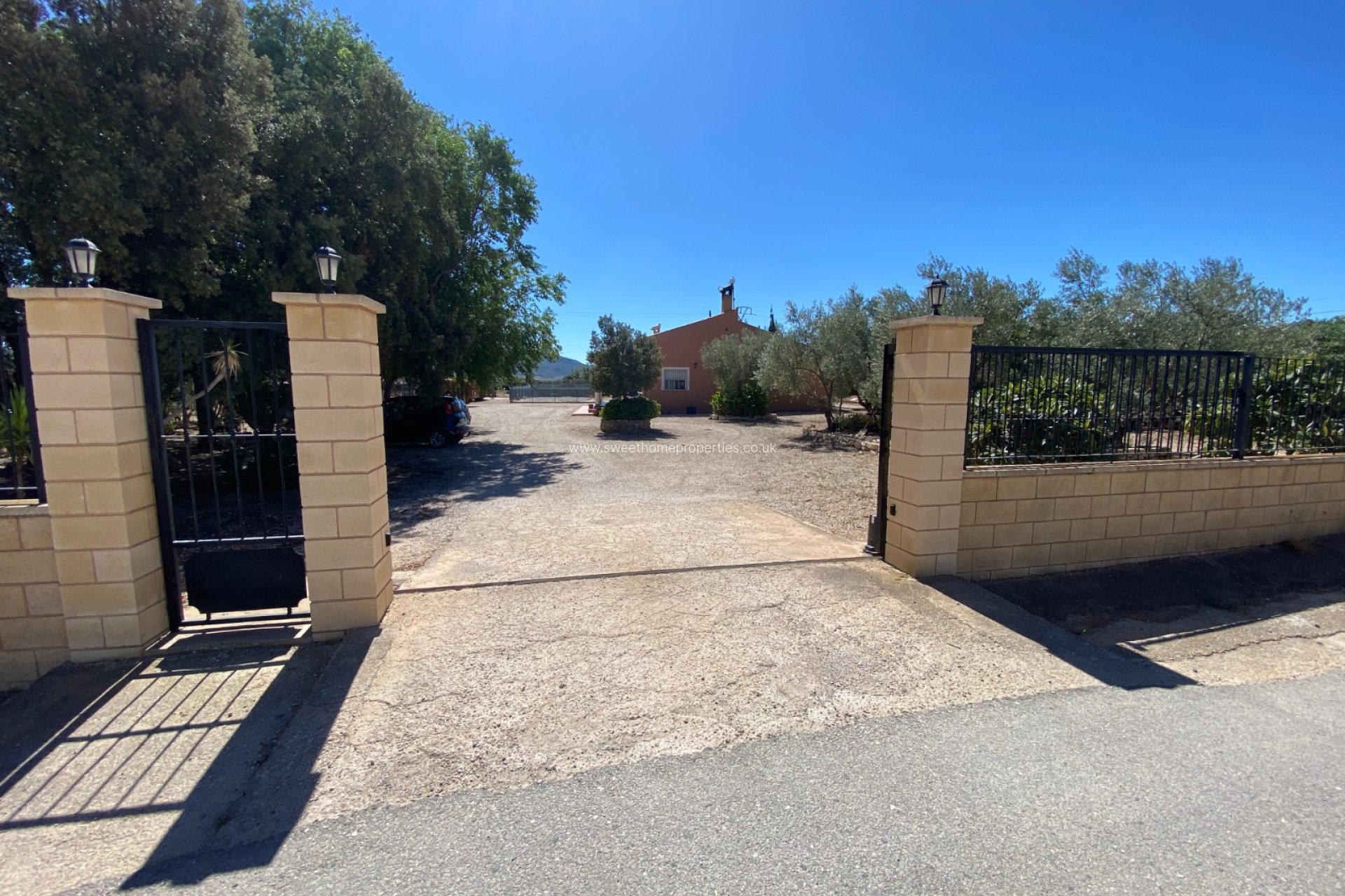 Herverkoop - Country house - Salinas