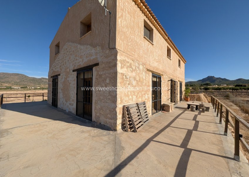 Herverkoop - Country house - Salinas