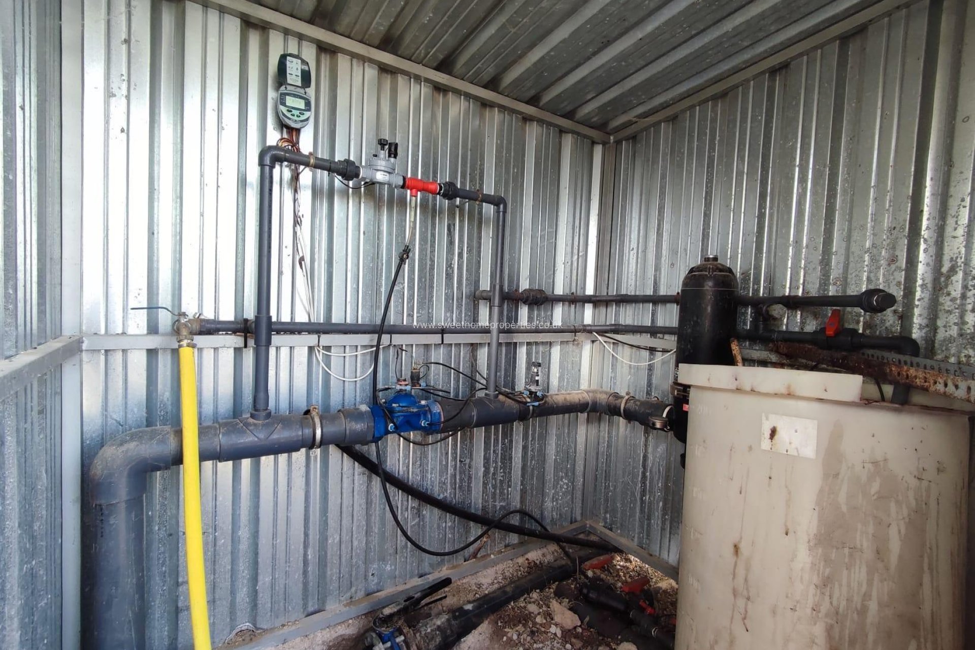 Herverkoop - Plot - Novelda - CENTRO