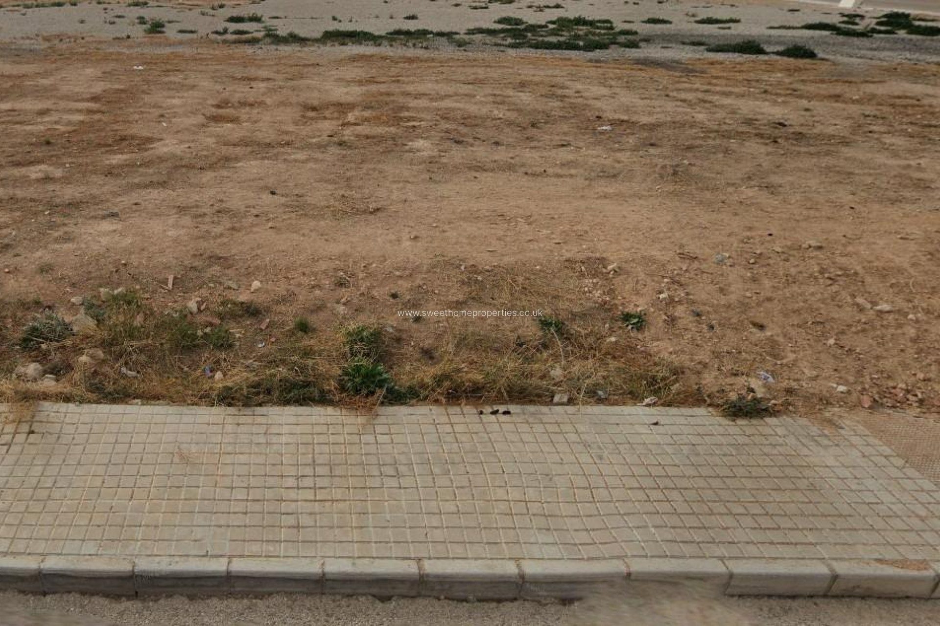 Herverkoop - Plot - Novelda - HORCAS