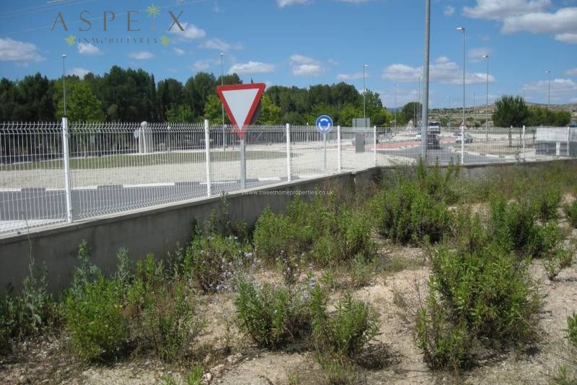 Herverkoop - Plot - Novelda - Novelda/La Romana