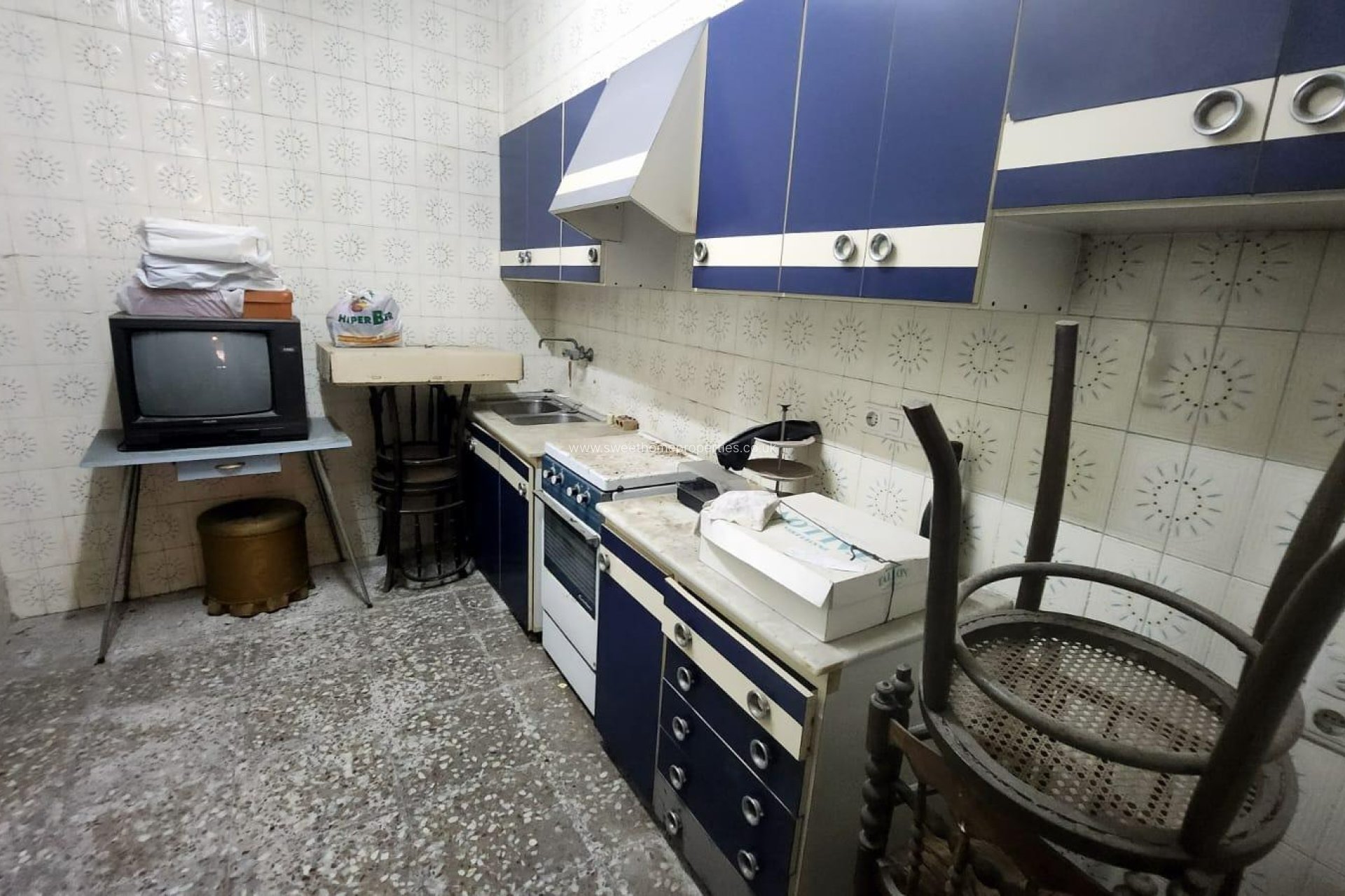 Herverkoop - Town house - Aspe - Prosperidad