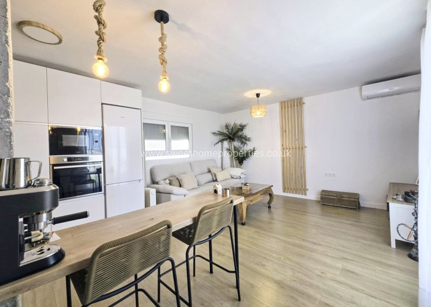 Herverkoop - Town house - Aspe