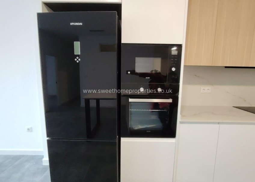 Herverkoop - Town house - Monforte del Cid - Centro