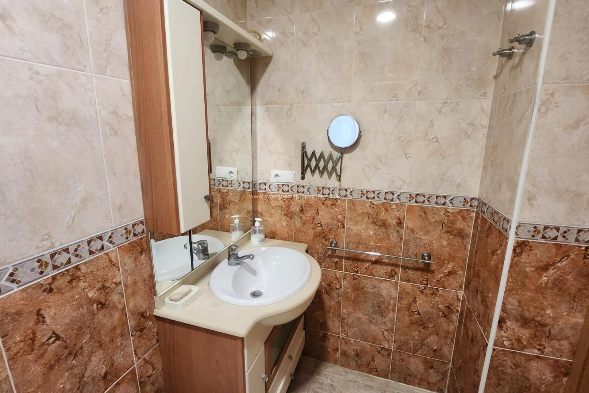 Herverkoop - Town house - Monovar - Alameda