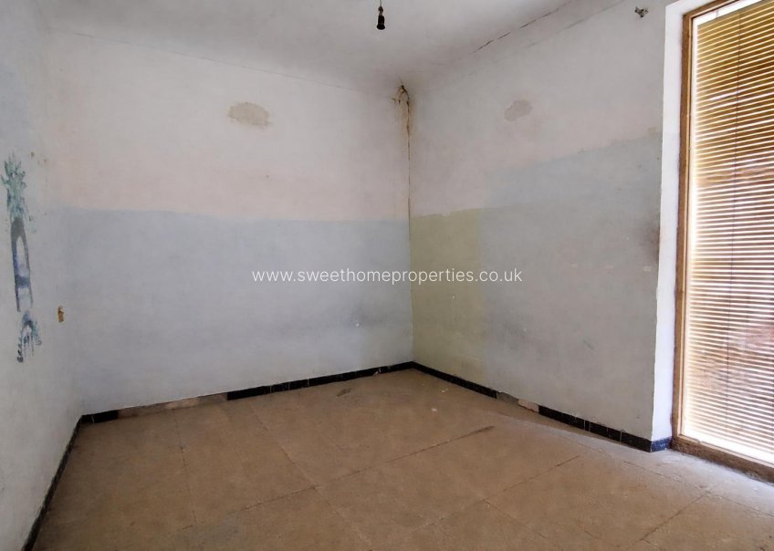 Herverkoop - Town house - Novelda - CENTRO