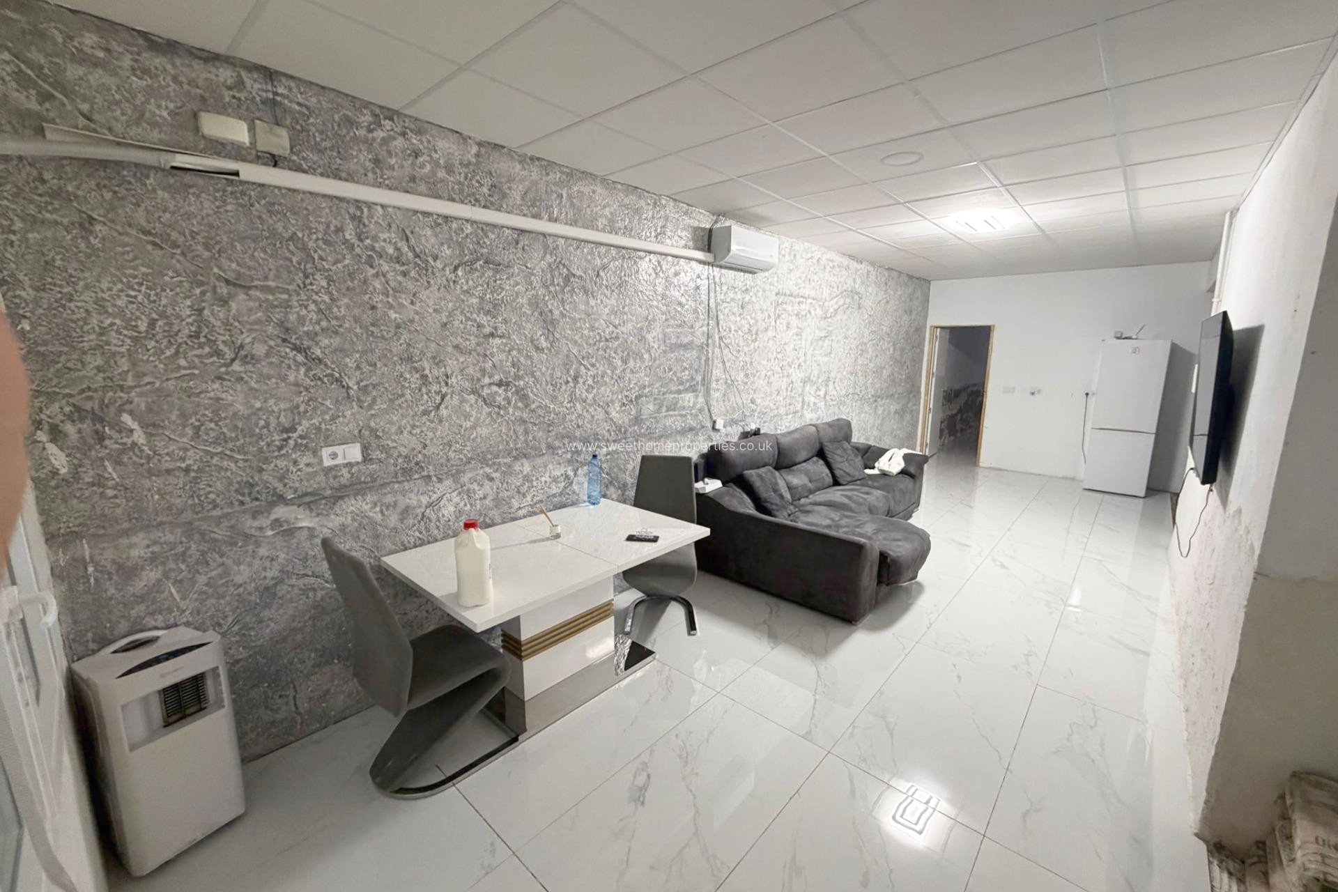 Herverkoop - Town house - Novelda - Comunidad valenciana