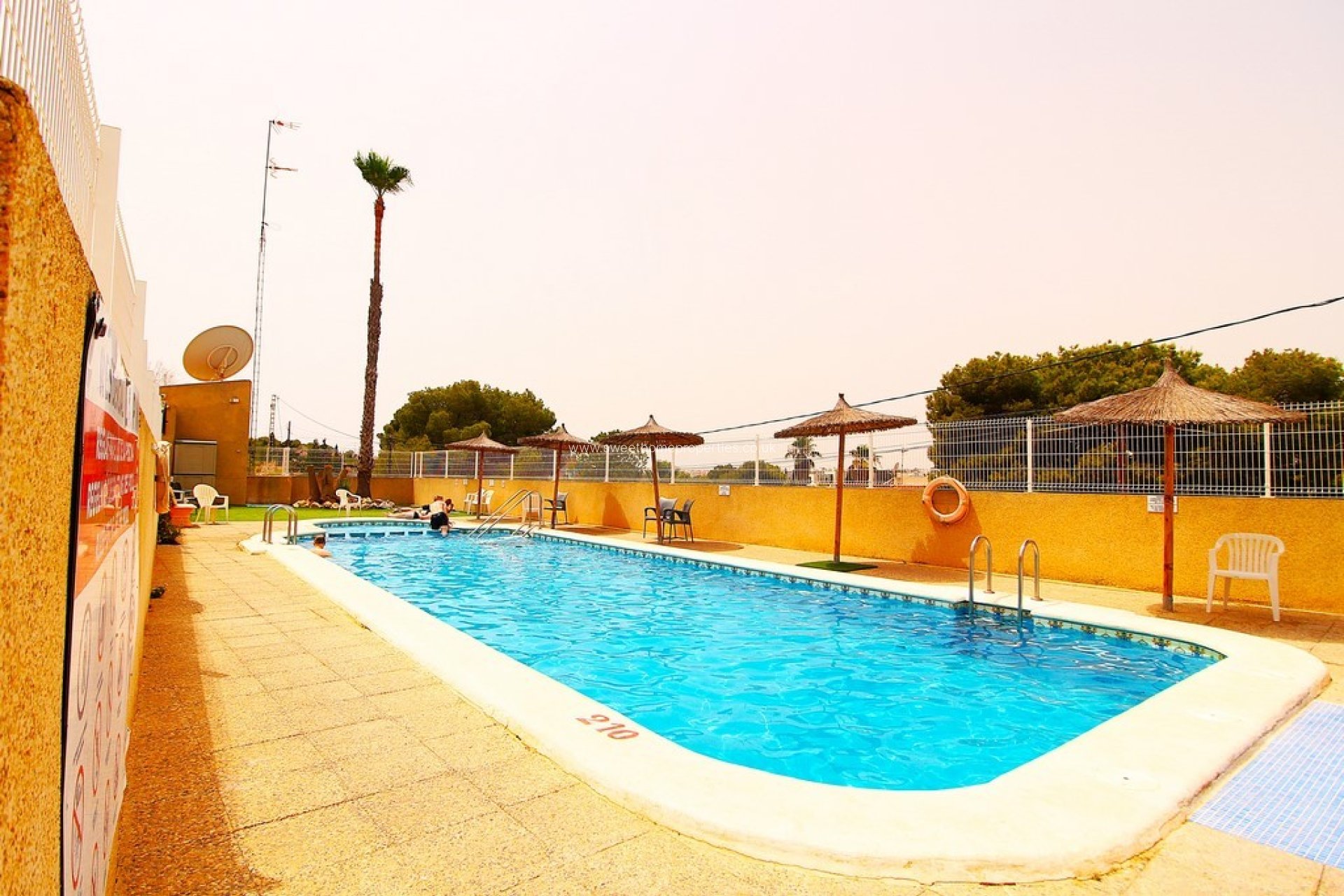 Herverkoop - Town house - Playa Flamenca