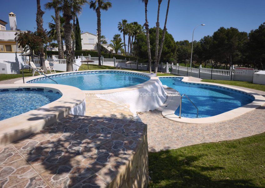 Herverkoop - Town house - Villamartin